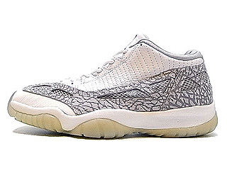 AIR JORDAN 11 LOW I.E (OG) white/light grey-cobalt