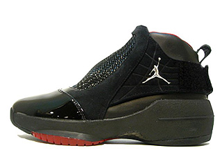 AIR JORDAN 19 black/chrome-varsity red